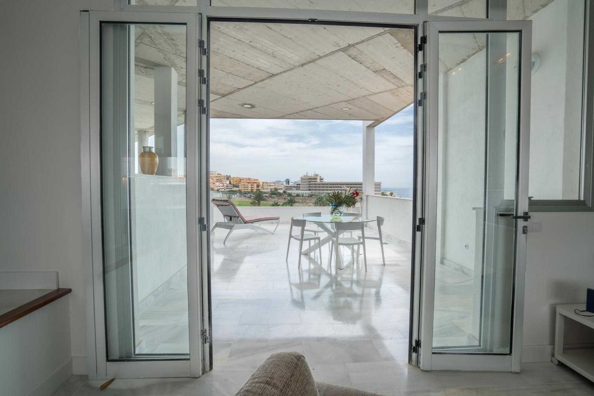 Amarilla Golf Villas-Lovely Complex-Amazing View サンミゲル・デ・アボナ エクステリア 写真