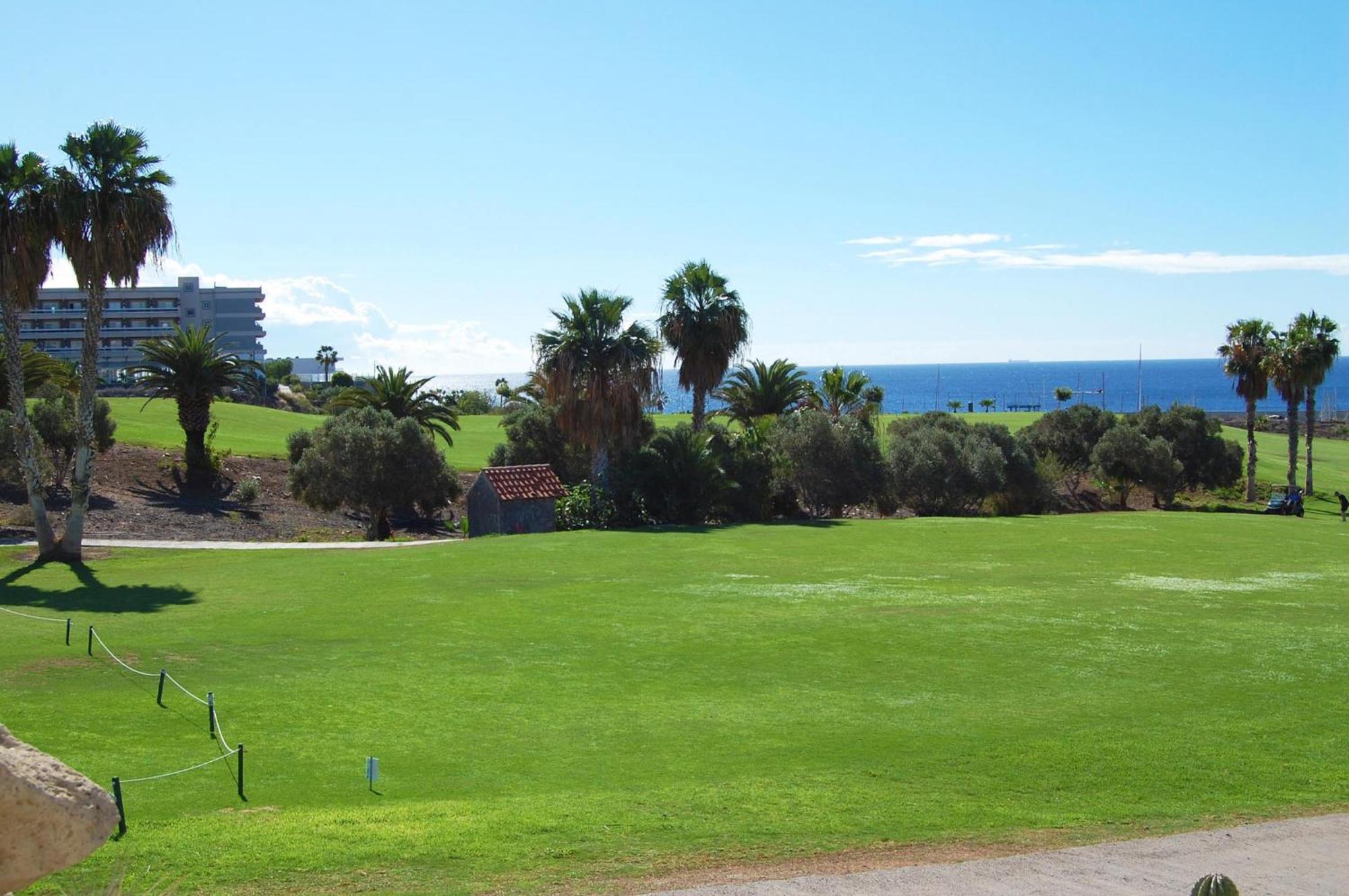 Amarilla Golf Villas-Lovely Complex-Amazing View サンミゲル・デ・アボナ エクステリア 写真