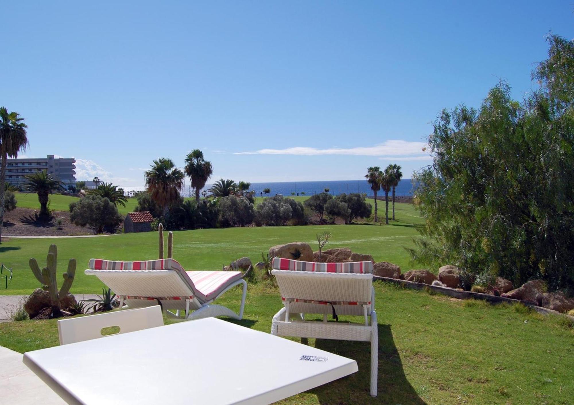 Amarilla Golf Villas-Lovely Complex-Amazing View サンミゲル・デ・アボナ エクステリア 写真