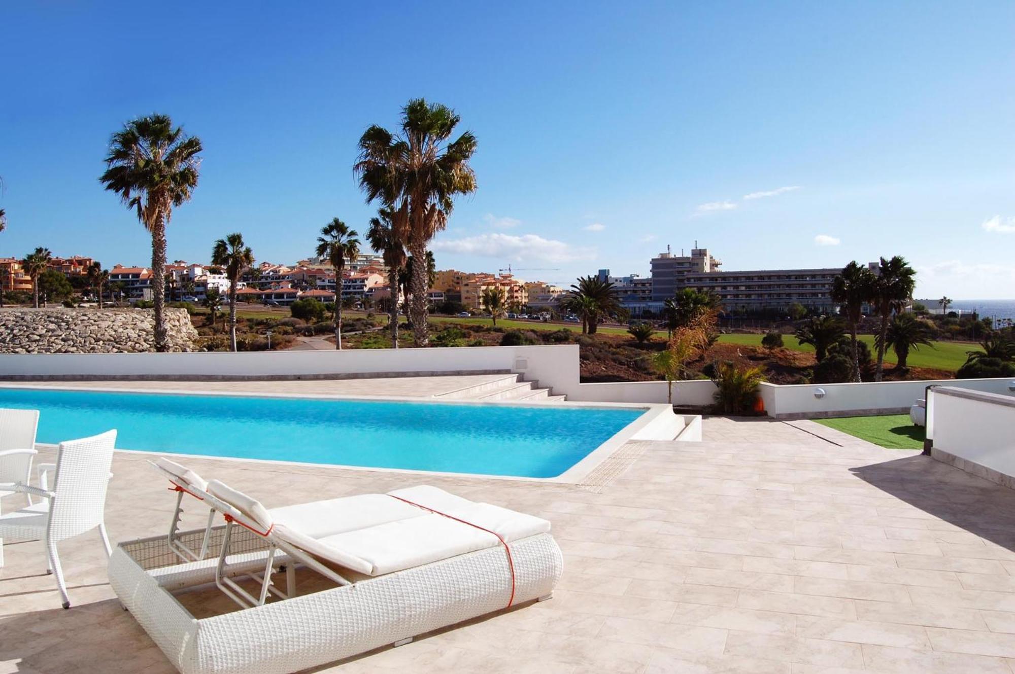 Amarilla Golf Villas-Lovely Complex-Amazing View サンミゲル・デ・アボナ エクステリア 写真
