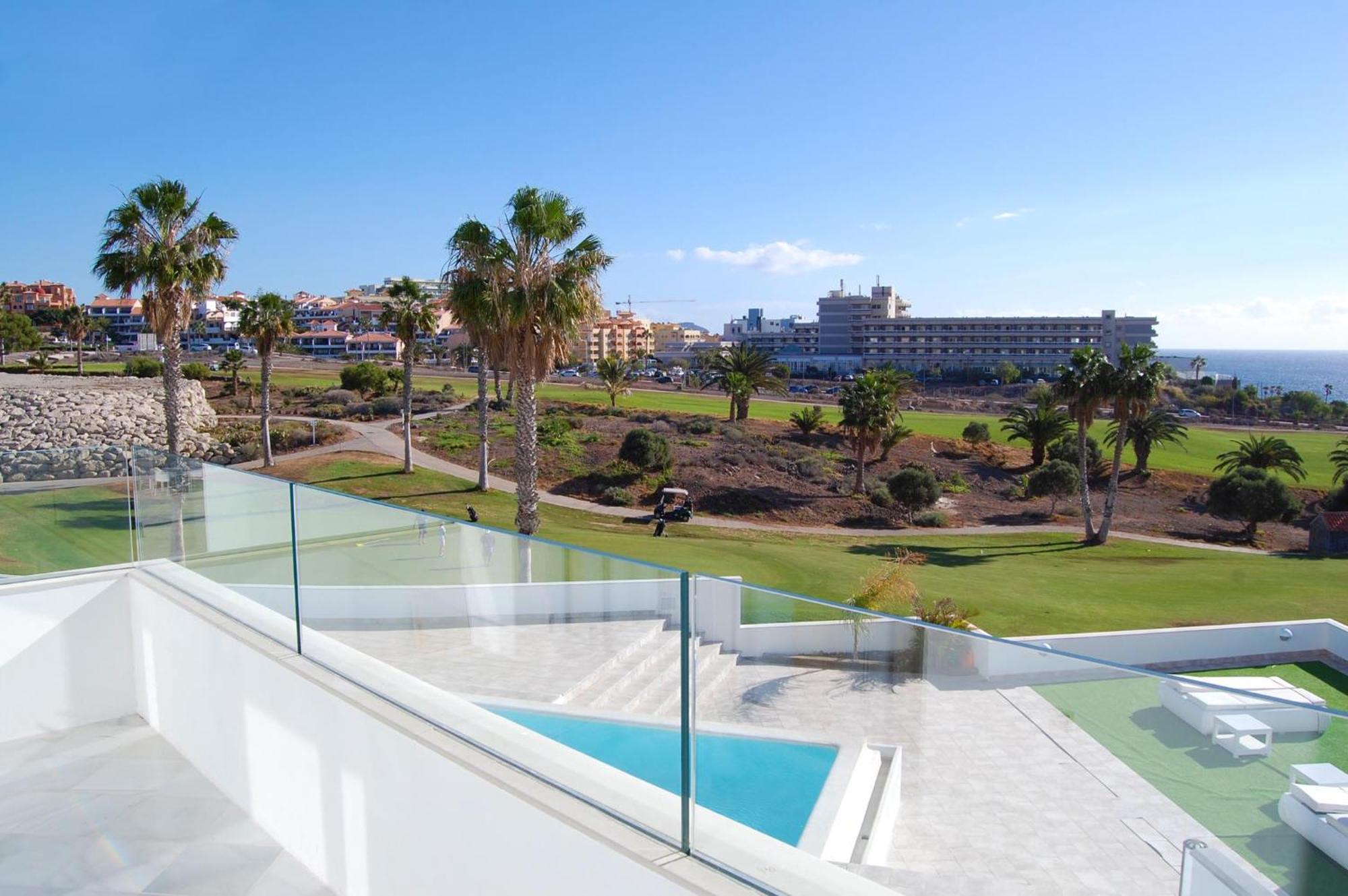 Amarilla Golf Villas-Lovely Complex-Amazing View サンミゲル・デ・アボナ エクステリア 写真